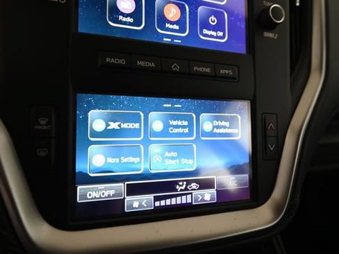 Certified 2025 Subaru Outback AWD/4WD image 7
