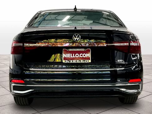 New 2026 Volkswagen Jetta SEL FWD image 4