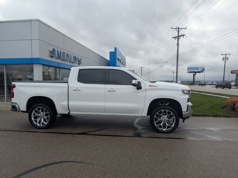 Used 2019 Chevrolet Silverado 1500 LTZ w/ LTZ Premium Package image 3