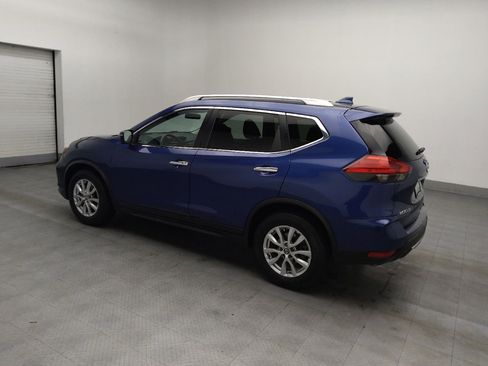 Used 2017 Nissan Rogue SV w/ SV Premium Package image 3