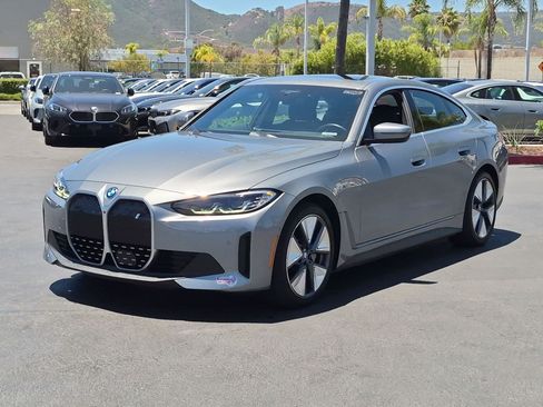 Used 2024 BMW i4 eDrive40 w/ Premium Package RWD image 5