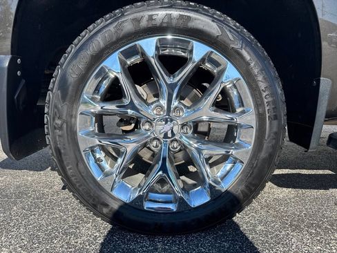 Used 2021 Chevrolet Silverado 1500 High Country AWD/4WD image 10