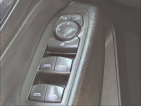 Used 2023 Chevrolet Equinox LT FWD image 22