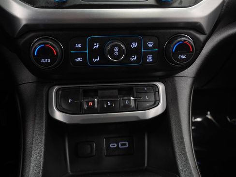 Used 2023 GMC Acadia SLE w/ Driver Convenience Package AWD/4WD image 22