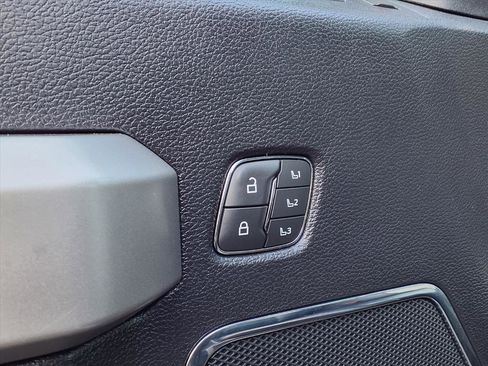 Used 2021 Ford F350 Lariat image 15