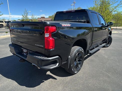 Used 2021 Chevrolet Silverado 1500 Custom Trail Boss AWD/4WD image 10