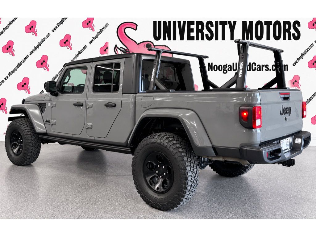 Used 2021 Jeep Gladiator Sport AWD/4WD image 11