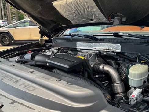 Used 2017 Chevrolet Silverado 2500 High Country w/ Duramax Plus Package image 43