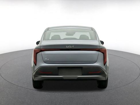 Used 2025 Kia K4 FWD image 8