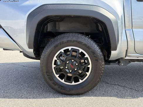 Certified 2024 Toyota Tacoma TRD Off-Road w/ TRD Off Road Upgrade Package image 30