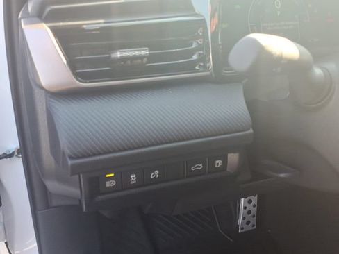 Used 2026 Toyota Camry SE FWD image 16