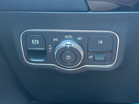 Certified 2023 Mercedes-Benz GLA 35 AMG 4MATIC image 30