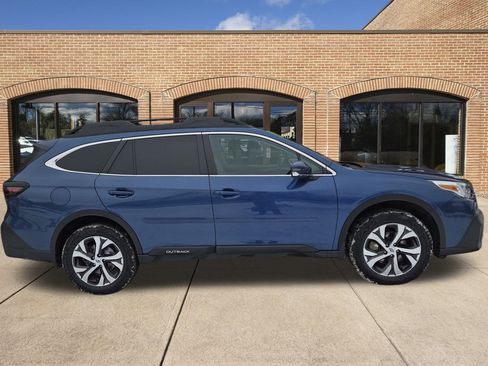 Used 2020 Subaru Outback Limited w/ Popular Package #2 image 2