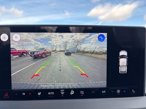 New 2025 Ford Maverick XLT w/ XLT Luxury Package image 23