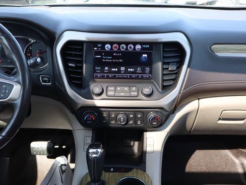 Used 2019 GMC Acadia Denali AWD/4WD image 11