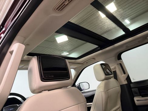 Used 2020 Ford Expedition Platinum AWD/4WD image 11