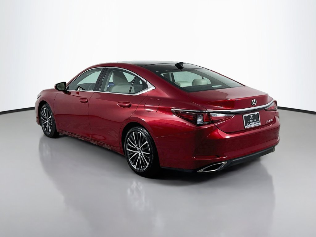 Used 2023 Lexus ES 350 w/ Premium Package FWD image 7