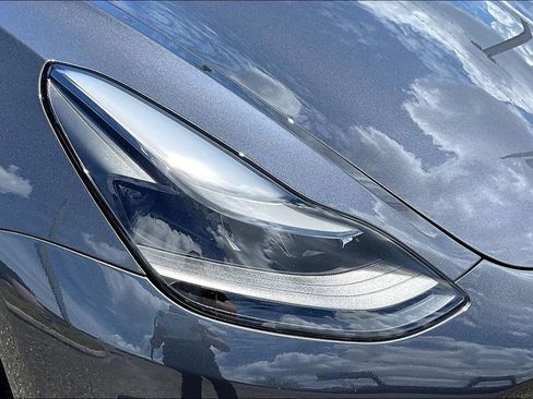 Used 2023 Tesla Model 3 Standard Range RWD image 32
