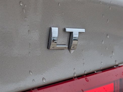 Used 2024 Chevrolet Malibu LT image 8