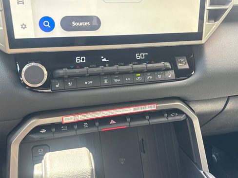 New 2026 Toyota Tundra Limited AWD/4WD image 14