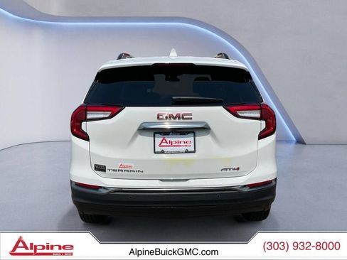 Used 2024 GMC Terrain AT4 AWD/4WD image 4