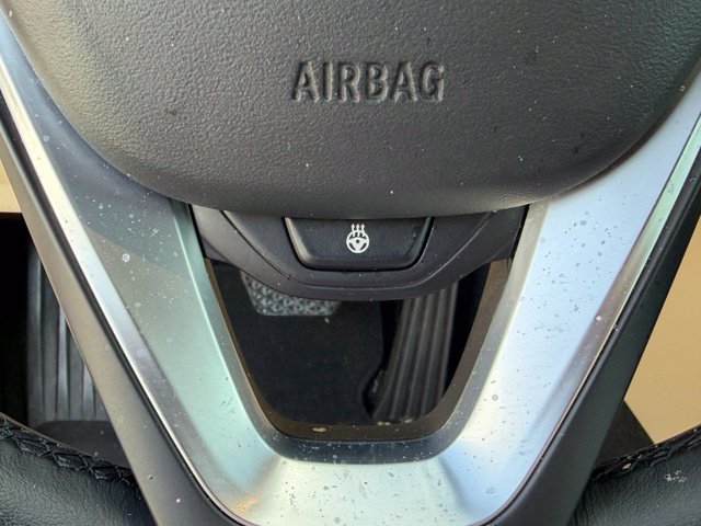 Used 2024 BMW 330i Sedan w/ Premium Package RWD image 21