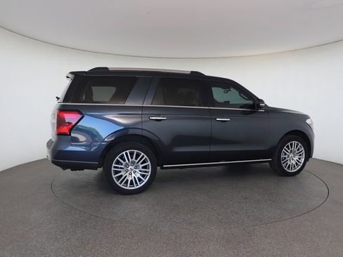 Used 2024 Ford Expedition Limited AWD/4WD image 21