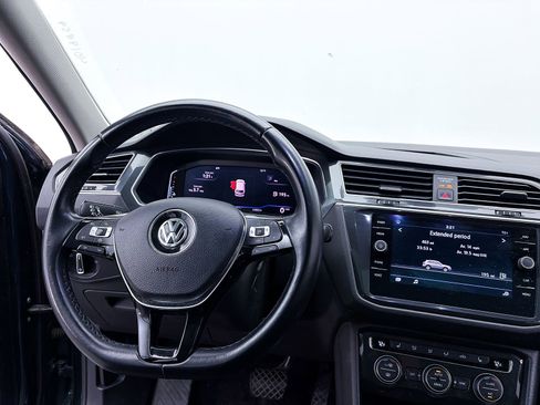 Used 2019 Volkswagen Tiguan SEL FWD image 4