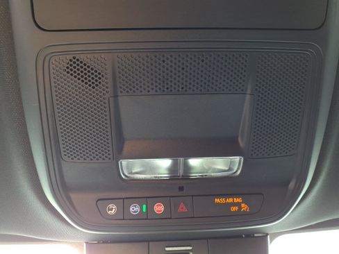 New 2026 Chevrolet Traverse LT w/ Enhanced Driving Package image 24