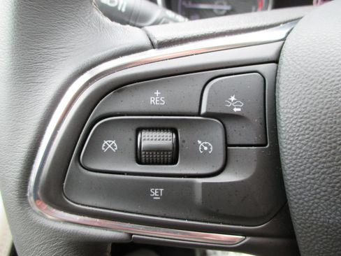 Used 2023 Buick Encore GX Select AWD/4WD image 25