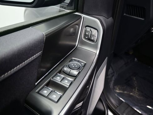 Used 2023 Ford F150 Lariat w/ Equipment Group 502A High image 13