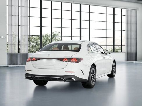 New 2026 Mercedes-Benz E 450 4MATIC Sedan image 23