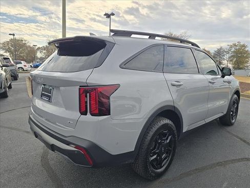 Used 2024 Kia Sorento SX Prestige w/ Olive Brown Leather Package image 3