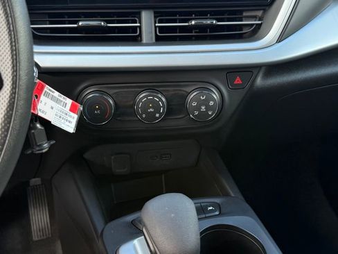 Used 2026 Chevrolet Trax LS FWD image 19