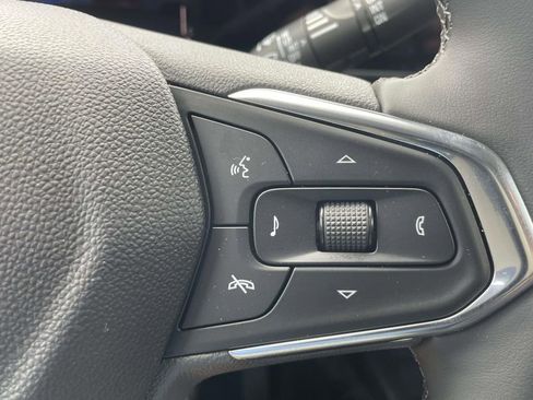 Used 2024 Chevrolet Trax ACTIV w/ Driver Confidence Package FWD image 22
