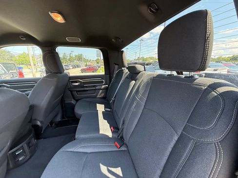 Used 2025 RAM 2500 Big Horn AWD/4WD image 24