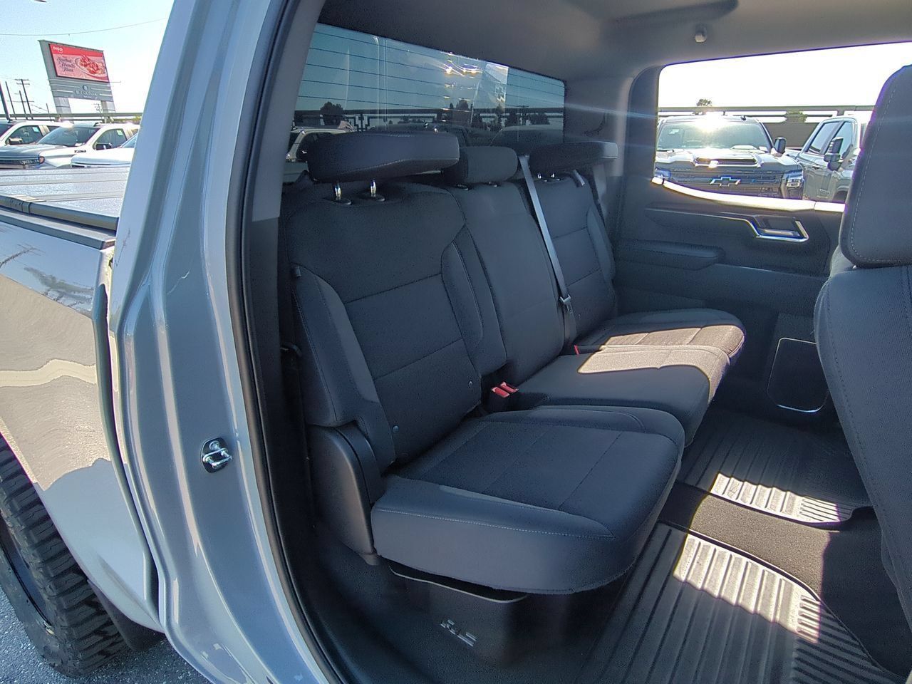 Used 2024 Chevrolet Silverado 1500 LT AWD/4WD image 26