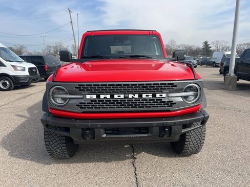 Certified 2023 Ford Bronco Badlands w/ Sasquatch Package image 2