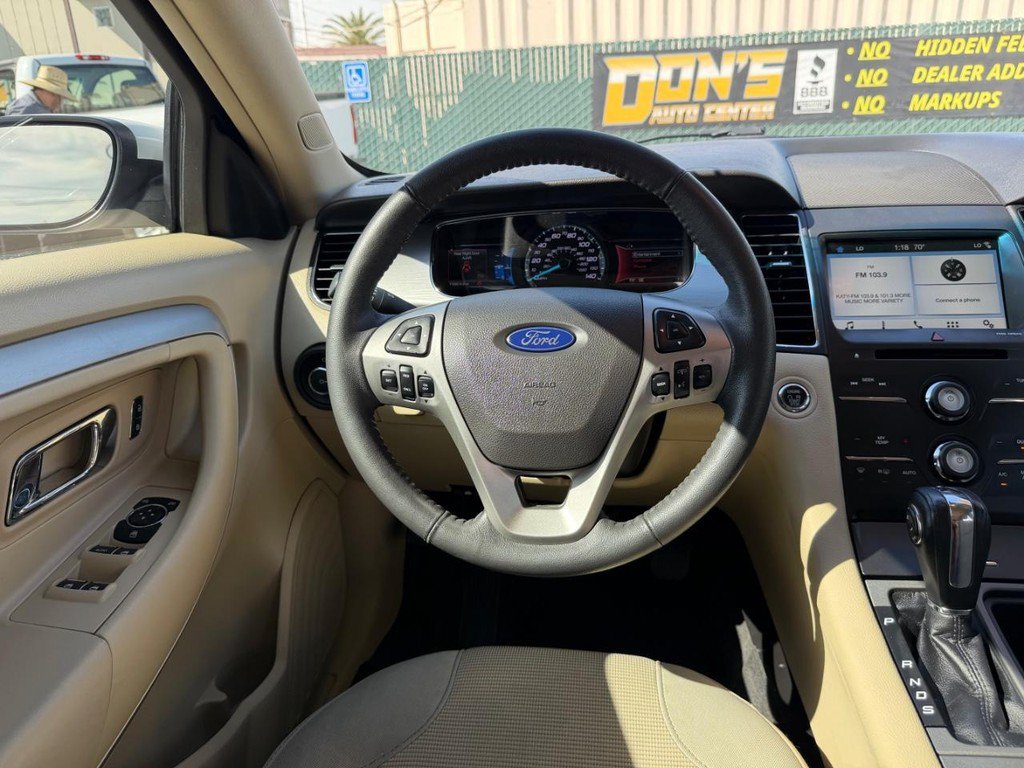 Used 2018 Ford Taurus SEL w/ Equipment Group 201A FWD image 27