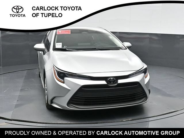 Used 2026 Toyota Corolla LE FWD image 7