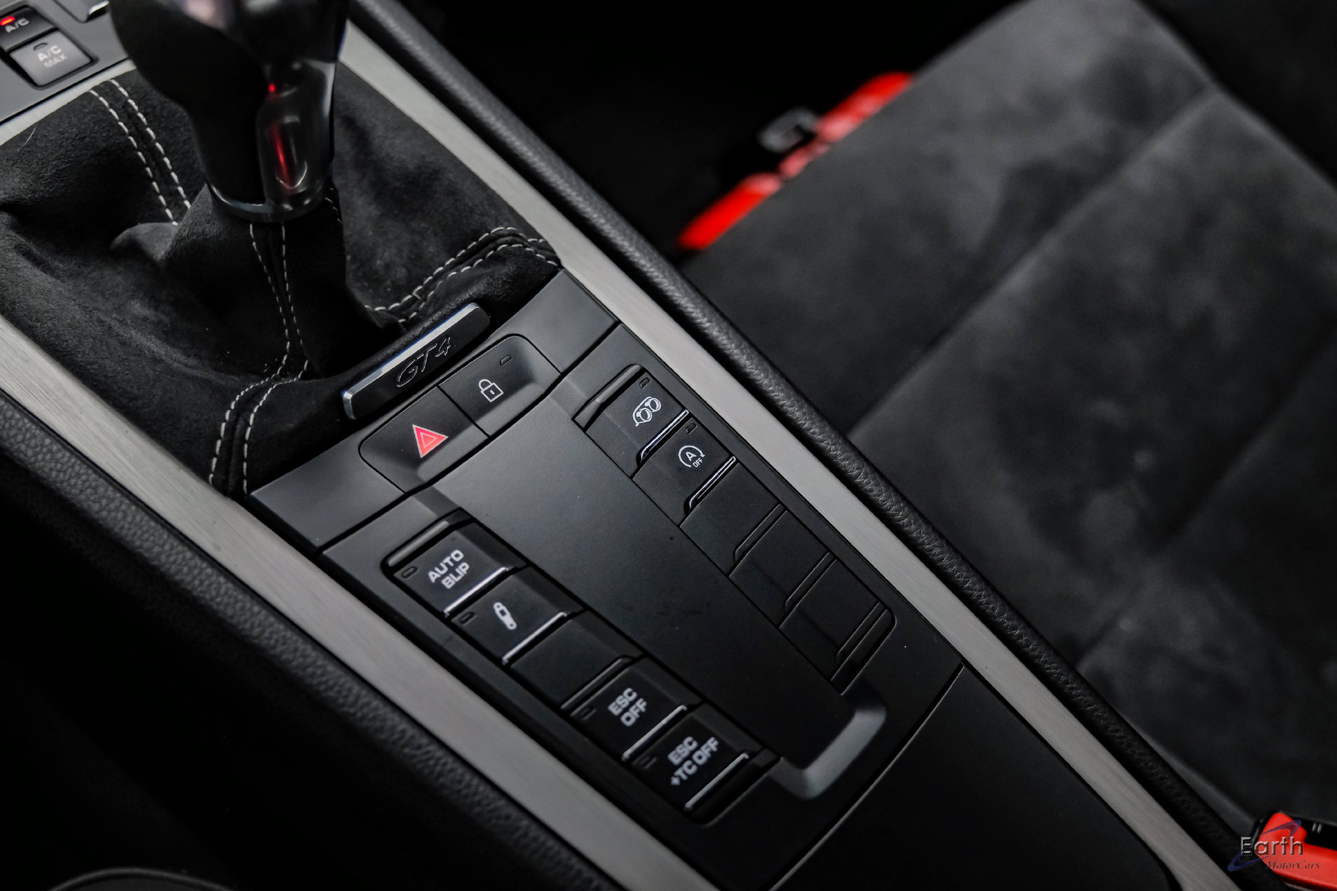 Used 2020 Porsche 718 Cayman GT4 RWD image 64