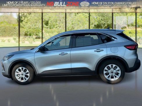 Certified 2024 Ford Escape Active w/ Cold Weather Package FWD image 2