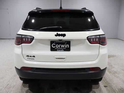 Used 2019 Jeep Compass Altitude image 3