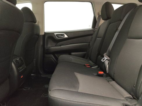 Used 2020 Nissan Pathfinder SV FWD image 18