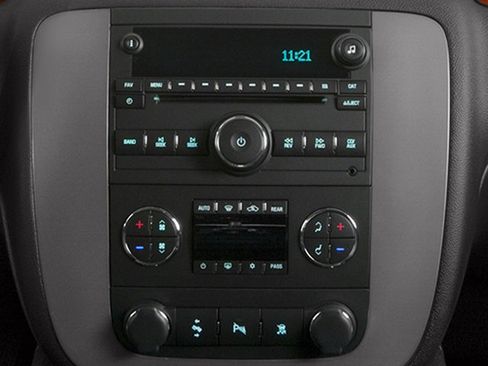 Used 2014 GMC Yukon SLT w/ SLT-2 Equipment Package AWD/4WD image 12