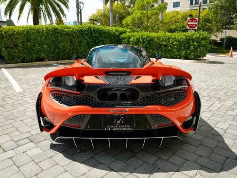 Used 2021 McLaren 765LT image 22