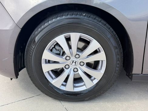 Used 2016 Honda Odyssey SE image 14
