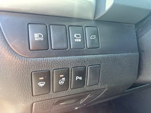 Used 2018 Toyota Highlander Limited Platinum w/ Carpet Mat Package (TMS) AWD/4WD image 23