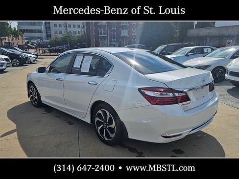 Used 2017 Honda Accord EX-L image 4