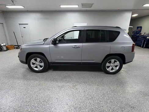 Used 2016 Jeep Compass Sport w/ Power Value Group FWD image 6